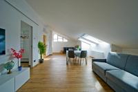 A seating area at Sky View Apartment