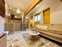 Kuchyň nebo kuchyňský kout v ubytování Boho-Chic 2 bedrooms in Zamalek (no visits)