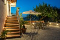 A balcony or terrace at La Pigna Sorrento
