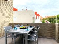 A balcony or terrace at Magnifico apartamento de planta alta LA ISLA