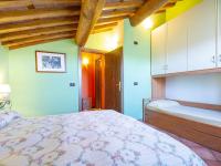 Posteľ alebo postele v izbe v ubytovaní Holiday Home Belvedere - BLU100 by Interhome