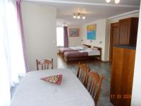 Posteľ alebo postele v izbe v ubytovaní APARTAMENTY PASJA -2 minuty do plaży