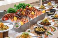 Jídlo v hotelu nebo okolí