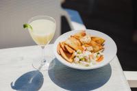 Jídlo v hotelu nebo okolí