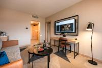 TV a/nebo společenská místnost v ubytování Four Points by Sheraton Bansko
