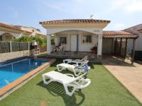 Bazén v ubytování Casa cerca del mar con piscina privada, wifi, aire opcional, mascotas bienvenidas, playa para perros. - ES-184-55 nebo v jeho okolí