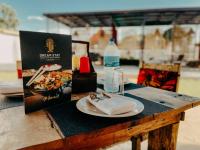 Mad på hotellet eller i nærheden