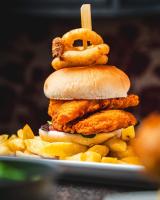 Φαγητό σε αυτό το πανδοχείο ή κάπου εκεί κοντά