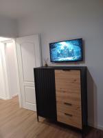 TV a/nebo společenská místnost v ubytování Holiday House Gloria Srima
