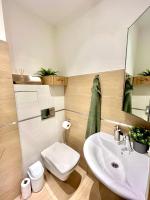 Kúpeľňa v ubytovaní Apartment Jenny - Old Town, Free Private Parking, AC