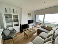 Televízia a/alebo spoločenská miestnosť v ubytovaní SeaHomes Vacations, LA CASA BLUE Mediterranean Lifestyle