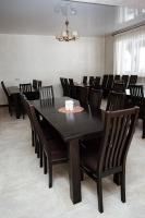 Posezení v ubytování Мігалі