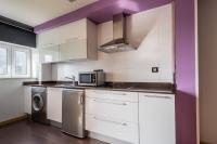 Kuchyň nebo kuchyňský kout v ubytování Apartamentos Spa Villa Pasiega