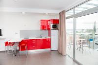Kuchyň nebo kuchyňský kout v ubytování Apartamentos El Palmar