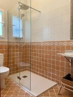 A bathroom at Can Brilla