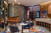 Posezení v ubytování Delta Hotels by Marriott Burnaby Conference Centre