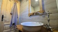 Etno Villas Tara&Petraにあるバスルーム