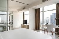 ジャスミン 59 ホテル バンコク (Jasmine 59 Hotel Bangkok)にあるテレビまたはエンターテインメントセンター