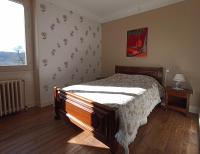 Een bed of bedden in een kamer bij Maison de campagne Lot/Dordogne