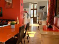 Kuchnia lub aneks kuchenny w obiekcie Magnifique appartement 8 couchages dans villa historique