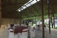 En restaurant eller et andet spisested på Vanya