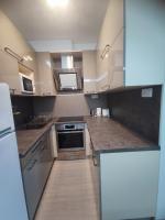 Kuchnia lub aneks kuchenny w obiekcie Hatvan Corner Apartments 2