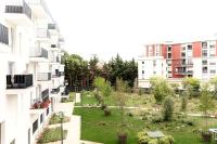 Vonkajšia záhrada v ubytovaní Bulle de Tranquillité à Villeneuve la Garenne