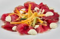 Jídlo v hotelu nebo okolí