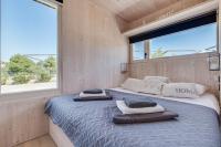 Posteľ alebo postele v izbe v ubytovaní BUQEZ ECO RESORT - Villa 3 - Beautiful sea view - directly by sea