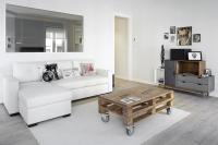 Televízia a/alebo spoločenská miestnosť v ubytovaní Zurriola Zinema by FeelFree Rentals