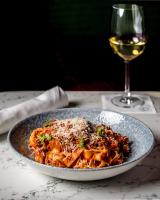 Jídlo v hotelu nebo okolí