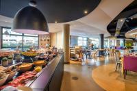 Restaurace v ubytování Campanile PRIME - Suresnes - La Défense