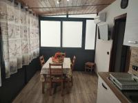 A kitchen or kitchenette at La casa di Joseph
