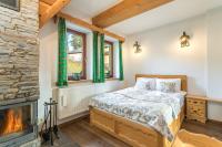 Łóżko lub łóżka w pokoju w obiekcie Rent like home - Ciągłówka