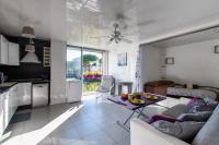 Posedenie v ubytovaní La Perle Marine * Plage à 15 min * Parking privé * literie confortable