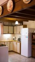 A kitchen or kitchenette at Villa Elli