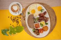 Mad på resortet eller i nærheden