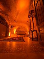 Euphoria Cave Houseの見取り図または間取り図