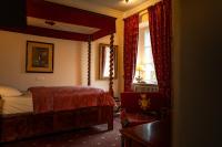 Schloss Auel Boutique Hotel & Design Golf Lodgeにあるベッド