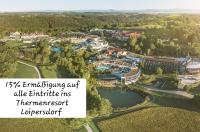 eine Luftansicht eines Resorts mit dem Text seitlich in der Unterkunft Gästehaus Ranftl in Unterlamm