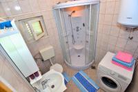 Kúpeľňa v ubytovaní Apartments Veky 3