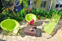 Vonkajšia záhrada v ubytovaní Apartments Veky 3