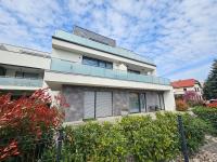 Budynek, w którym mieści się apartament