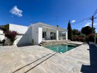 Bazén v ubytovaní Montsia 23 - Casa con piscina privada en Roses alebo v jeho blízkosti