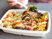 Jídlo v hotelu nebo okolí