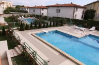 Bazén v ubytování Apartments in Lotos Complex nebo v jeho okolí
