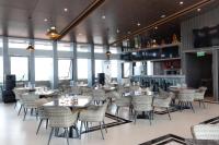 Restaurace v ubytování Eno Front One Hotel Semarang