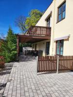 Budova, v ktorej sa apartmán nachádza