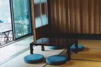 Masukichi -hostel,cafe,souvenir,guide-にあるシーティングエリア