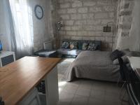 Łóżko lub łóżka w pokoju w obiekcie Maison intra muros, terrasses avec vue jaccuzzi et garage